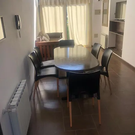 Centrico Y Comodo Depto En San Martín de los Andes Exterior foto